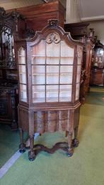 Vroeg antiek kruispoot vitrine kast, Ophalen