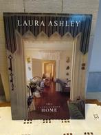 Laura Ashley Album 1992, Boeken, Ophalen of Verzenden, Gelezen, Interieur en Design