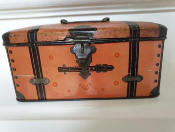 Antiek, jaren 20, blikje. Wed. J. Bekkers Dordrecht. beschikbaar voor biedingen