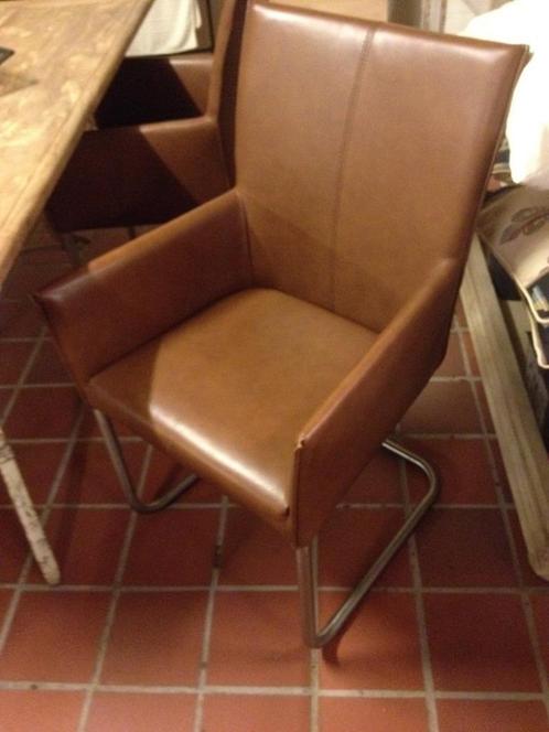 4 LEDEREN ARMSTOELEN - EETKAMERSTOELEN met RVS slede FLAMANT, Huis en Inrichting, Stoelen, Zo goed als nieuw, Vier, Leer, Metaal