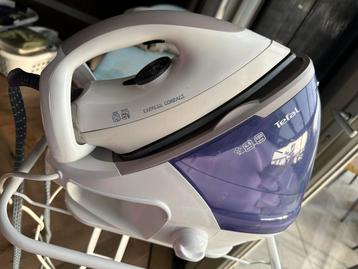 Tefal stoomstrijkijzer beschikbaar voor biedingen
