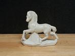 Mooi beeldje van paard, Verzamelen, Beelden en Beeldjes, Ophalen of Verzenden, Gebruikt, Dier