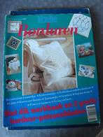 Borduren boek, Hobby en Vrije tijd, Ophalen of Verzenden, Zo goed als nieuw, Handborduren, Patroon