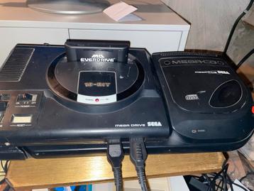 Sega Mega Drive + MegaCD II + cdx + Everdrive + Games! beschikbaar voor biedingen