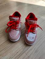 Nike SB x StrangeLove Dunk Low (ct2552-800)., Jongen of Meisje, Schoenen, Ophalen of Verzenden, Zo goed als nieuw