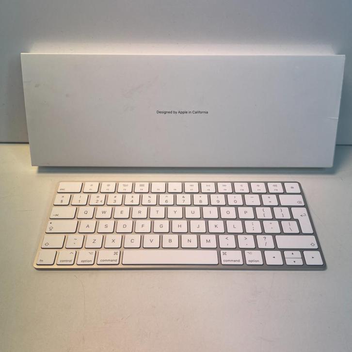 Apple Magic Keyboard A1644 | Nette staat, Computers en Software, Toetsenborden, Zo goed als nieuw