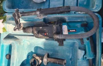 Makita230 V Combihamer,
Met geïntegreerde stofafzuiging beschikbaar voor biedingen