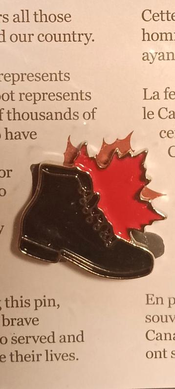 Canada verzamel - Boot of Remembrance Pin beschikbaar voor biedingen
