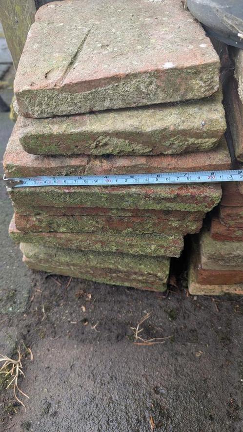 oude plavuizen, rood en zwart, Doe-het-zelf en Verbouw, Vloerdelen en Plavuizen, Gebruikt, Plavuizen, Steen of Klei, Minder dan 50 cm