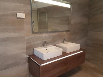 Badmeubel villeroy & Boch 140cm spiegel led wastafels Nieuw beschikbaar voor biedingen