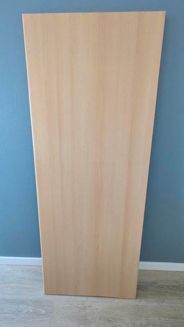 Werkblad eikenkleur beschikbaar voor biedingen