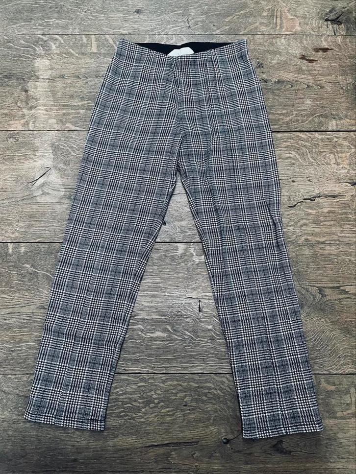 H&M tregging mt 128, zgan, Kinderen en Baby's, Kinderkleding | Maat 128, Zo goed als nieuw, Meisje, Broek, Ophalen of Verzenden