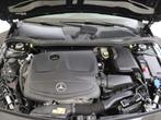 Mercedes-Benz A-klasse 180 Business AMG / Parkeersensoren /, Auto's, Mercedes-Benz, Voorwielaandrijving, 65 €/maand, Gebruikt