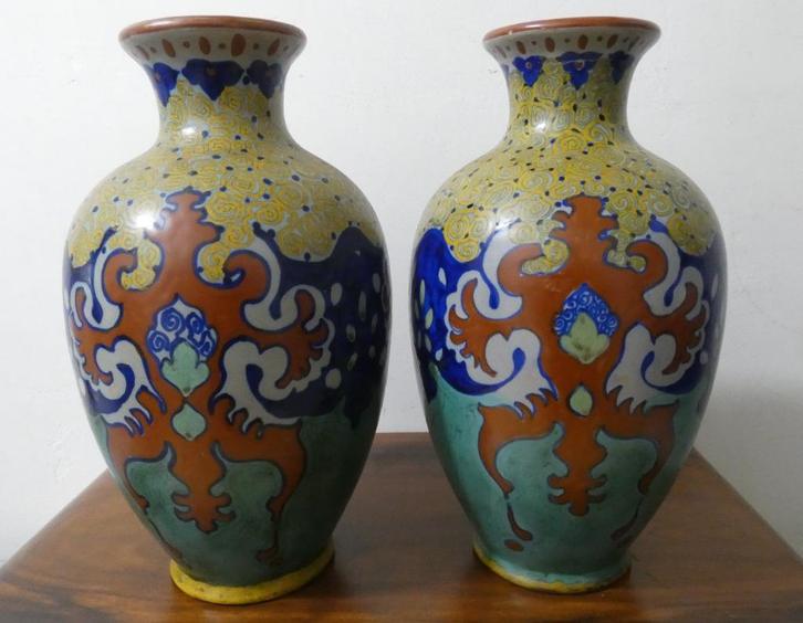 twee plateel vazen van Plazuid [1577], Antiek en Kunst, Antiek | Keramiek en Aardewerk, Ophalen