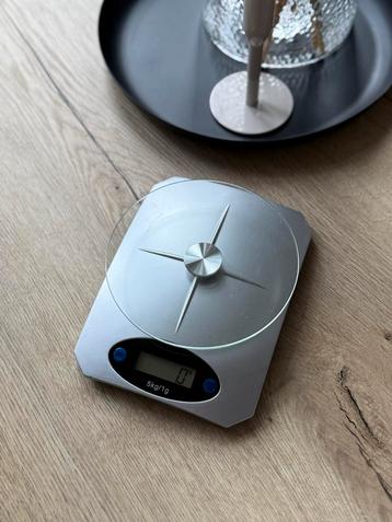 Keukenweegschaal - Digitaal beschikbaar voor biedingen