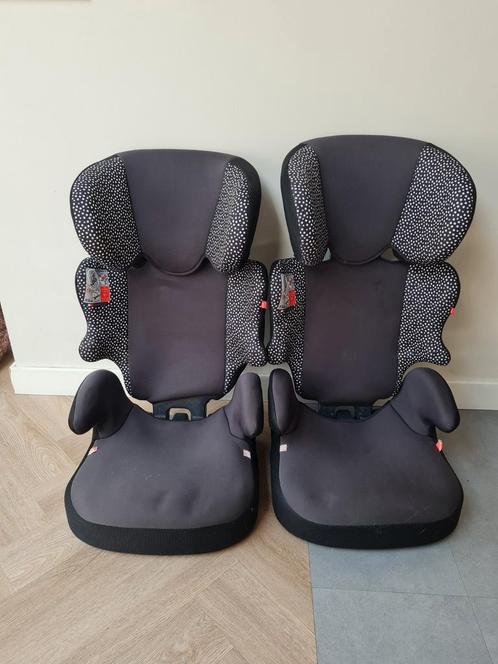Twee nette autostoeltjes junior van Hema, Kinderen en Baby's, Autostoeltjes, Gebruikt, Overige merken, 15 t/m 36 kg, Autogordel