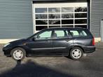 Ford Focus Wagon 1.6-16V Trend, airco, trekhaak, 1596 cc, 101 pk, Gebruikt, Zwart