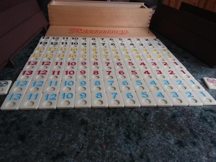 Rummikub / Rummy met grote stenen, Hobby en Vrije tijd, Gezelschapsspellen | Bordspellen, Gebruikt, Ophalen