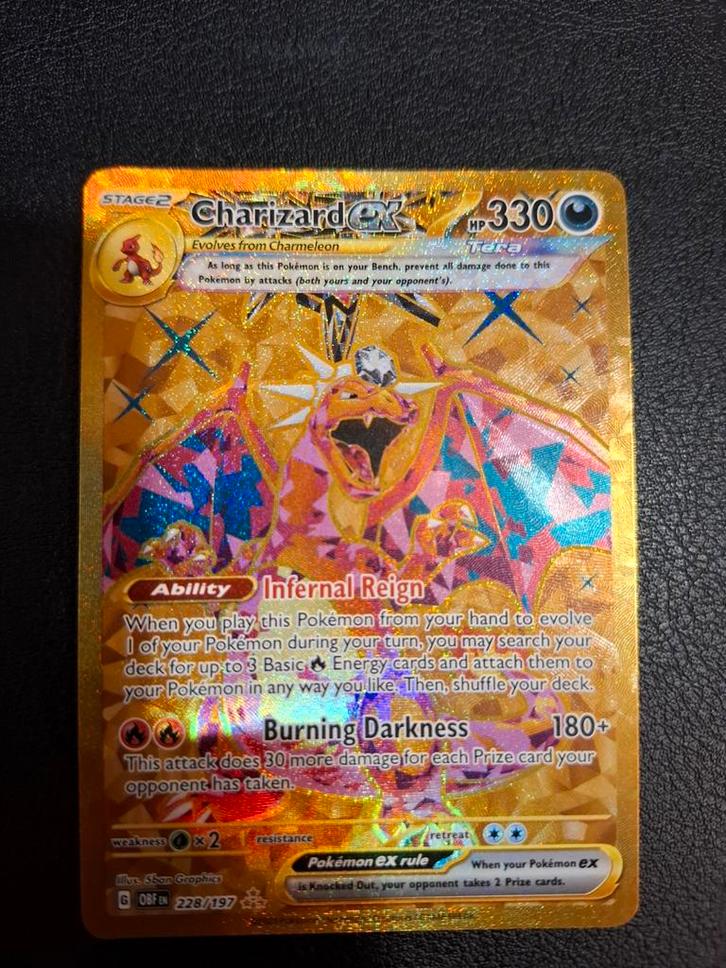 Zeldzame Charizard EX Gold - 228/197, Hobby en Vrije tijd, Verzamelkaartspellen | Pokémon, Zo goed als nieuw, Losse kaart, Foil