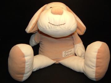 TIAMO HOND VELOURS ROOMWIT MET BEIGE LIJFJE NEUS BINNENKANT  beschikbaar voor biedingen