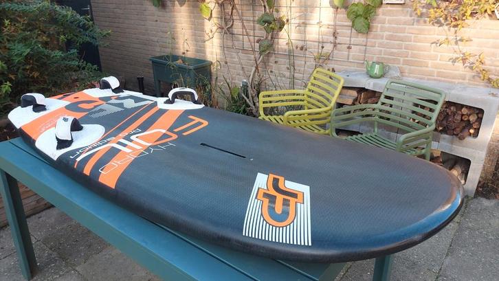 JP Windfoilboard + F4 windfoil set, Watersport en Boten, Windsurfen, Zo goed als nieuw, Plank, Ophalen of Verzenden