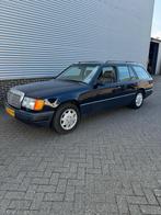 Mercedes-Benz 200-Serie 2.5 250 TD 1992 Blauw, Auto's, Mercedes-Benz, Achterwielaandrijving, 2497 cc, 2000 kg, Blauw