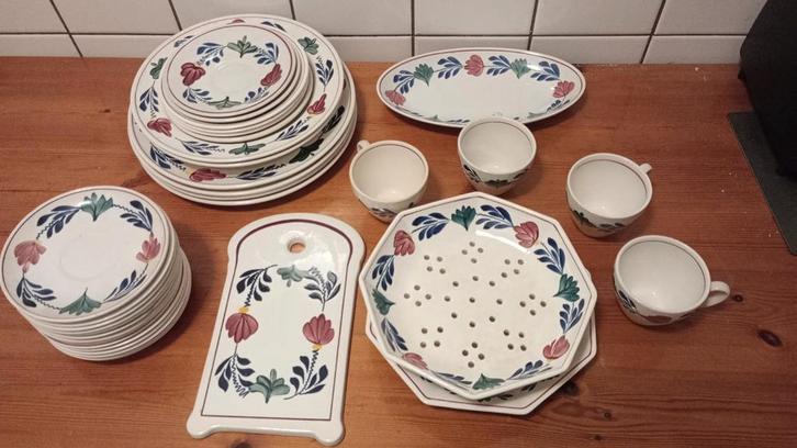 Boerenbond serviesgoed met bloemmotief, Antiek en Kunst, Antiek | Servies los, Ophalen of Verzenden