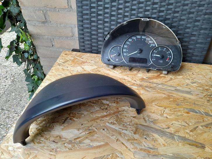 Kilometerteller voor een Peugeot 1007, Auto-onderdelen, Besturing, Peugeot, Gebruikt, Verzenden