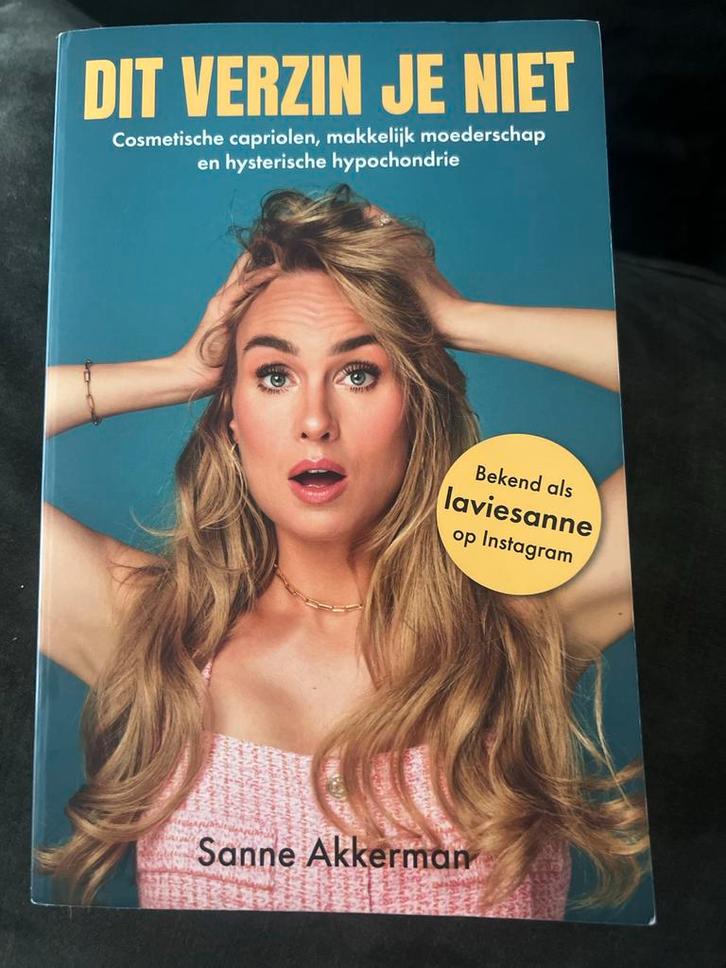 Dit verzin je niet - Sanne Akkerman, Boeken, Romans, Zo goed als nieuw, Nederland, Ophalen of Verzenden