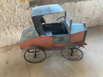 antieke trapauto 1900 beschikbaar voor biedingen