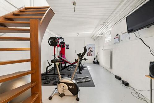 Complete home gym, Sport en Fitness, Fitnessapparatuur, Gebruikt, Krachtstation, Armen, Benen, Borst, Buik, Rug, Metaal, Ophalen
