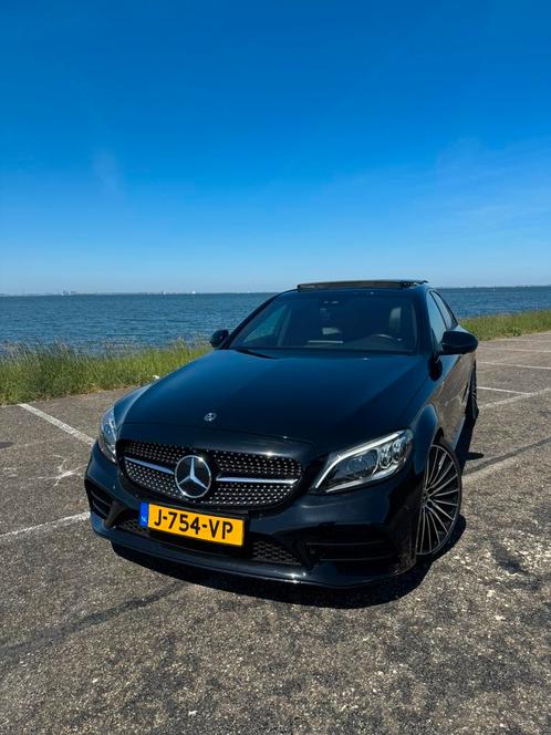Mercedes-Benz C-Klasse C180d AMG, PANO,19, 145pk 2019 Zwart, Auto's, Mercedes-Benz, Particulier, C-Klasse, 360° camera, ABS, Achteruitrijcamera