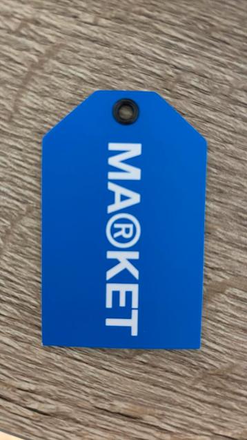 Market prijskaartje beschikbaar voor biedingen