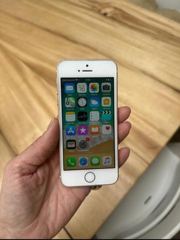 Iphone SE 64 GB beschikbaar voor biedingen