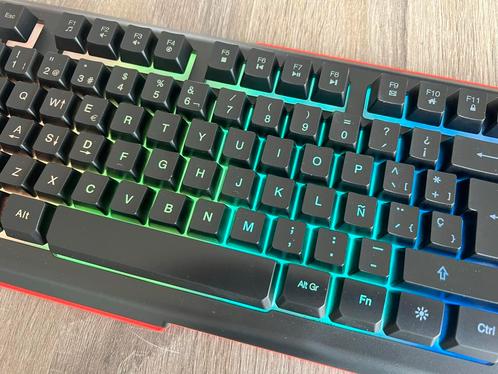 GAMING TOETSENBORD K9 RGB VERLICHTING 19-KEY ROLLOVER USB, Computers en Software, Toetsenborden, Zo goed als nieuw, Qwerty, Bedraad