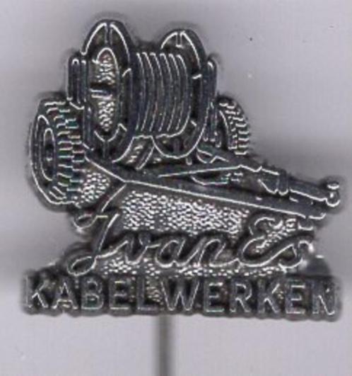 J. van Es kabelwerken zilverkleurig speldje ( W_099 ), Verzamelen, Speldjes, Pins en Buttons, Nieuw, Speldje of Pin, Stad of Land