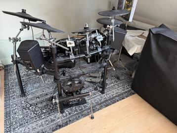 Uitgebreid en geüpgrade Roland TD9 KX2 elektronisch drumstel beschikbaar voor biedingen
