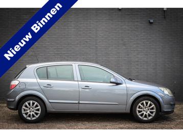 Opel Astra 1.4 Enjoy Nieuw binnen (bj 2004) beschikbaar voor biedingen