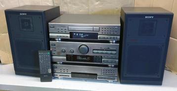 Sony stereo set compleet + speakers + remote beschikbaar voor biedingen