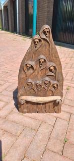 Houten tableau met zingende monniken., Ophalen of Verzenden, Zo goed als nieuw