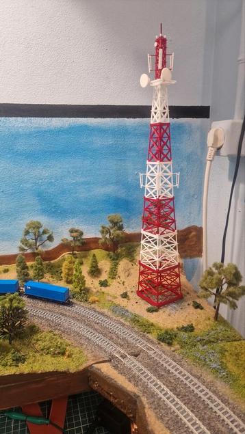 Telecommunicatietoren N-schaal - Diorama beschikbaar voor biedingen