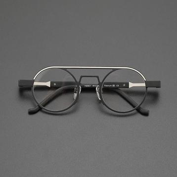 Titanium design montuur/ bril beschikbaar voor biedingen