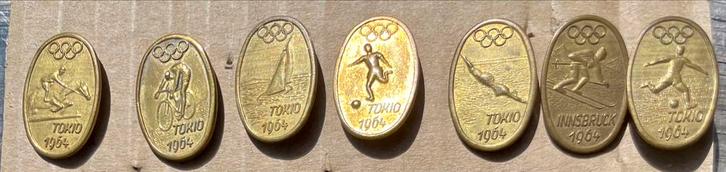 7 Olympische Spelen 1964 Speldjes, Verzamelen, Speldjes, Pins en Buttons, Zo goed als nieuw, Sport, Ophalen of Verzenden