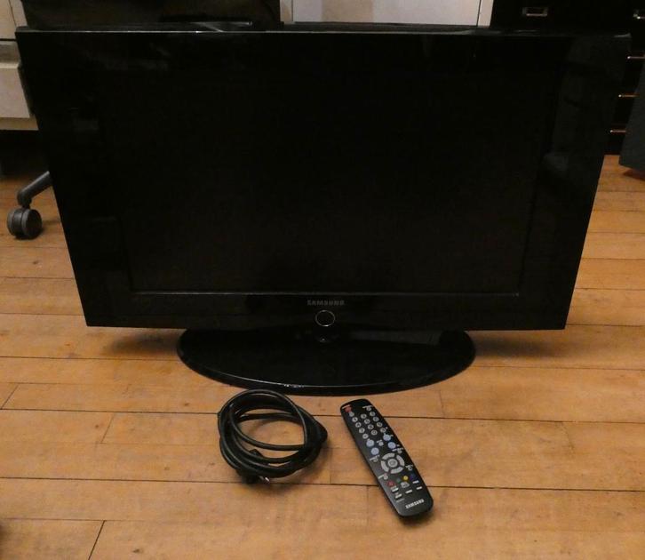 Samsung Tv Monitor retro Commodore Msx home computer, Computers en Software, Monitoren, Gebruikt, 101 t/m 150 Hz, HDMI, VGA, Ingebouwde speakers