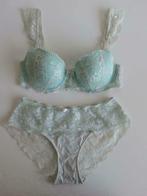 Hunkemoller setje BH 75B en slip maat S Mintgroen met kant, Hunkemöller, Verzenden, Groen, Setje