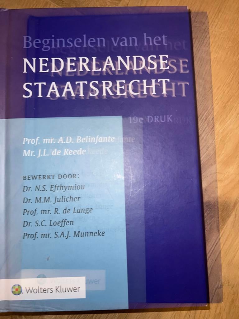 Nederlands Staatsrecht - 19e druk, Boeken, Studieboeken en Cursussen, Gelezen, HBO, Alpha, Ophalen of Verzenden