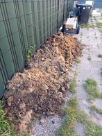 Gratis Aarde 2 a 3 kub aarde grond, Tuin en Terras, Ophalen, Tuinaarde