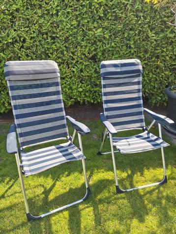 Campingstoelen 2 stuks beschikbaar voor biedingen