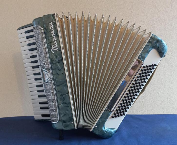 Marinucci 80 bas 3 korig, hoog gestemd. Te koop of te huur., Muziek en Instrumenten, Accordeons, Gebruikt, Toetsaccordeon, 80-bas