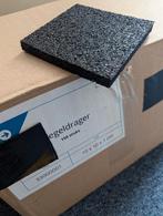 Tegeldragers rubber 10x10x1 cm 150 stuks nieuw in doos, Tuin en Terras, Ophalen of Verzenden, Zo goed als nieuw